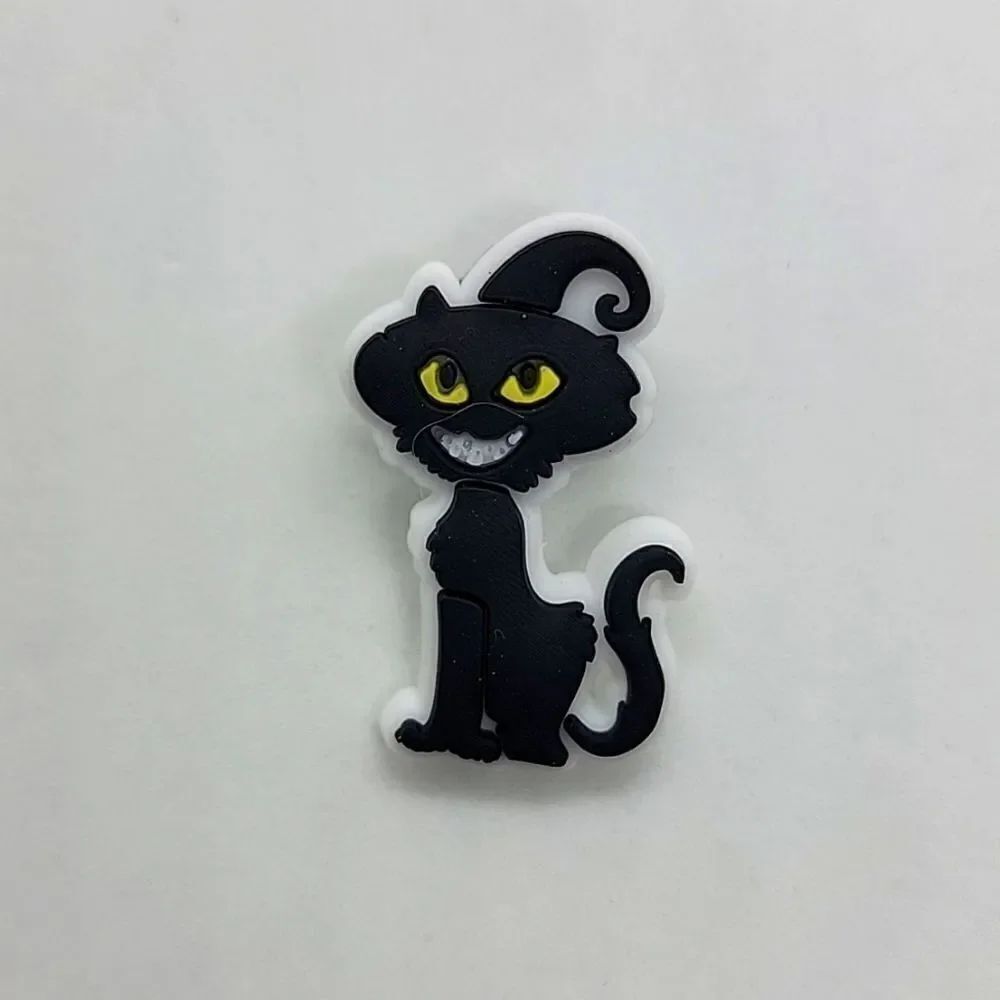 🎈5/$10🎈 PATCHES..CROC CHARMS.. black cat..